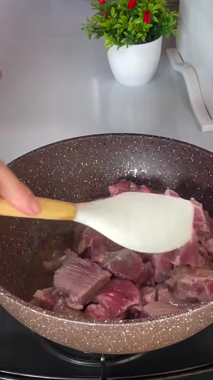 🥘 Овощное рагу с мясом