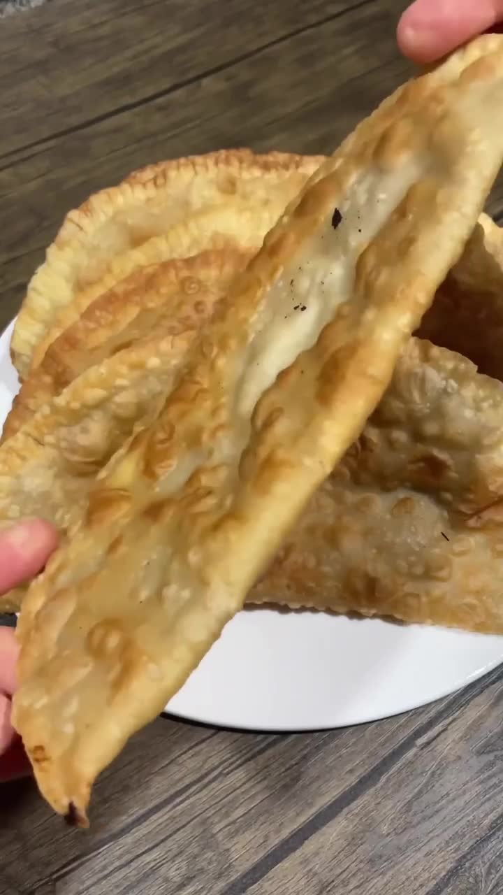 🥟 Хрустящие чебуреки с говядиной